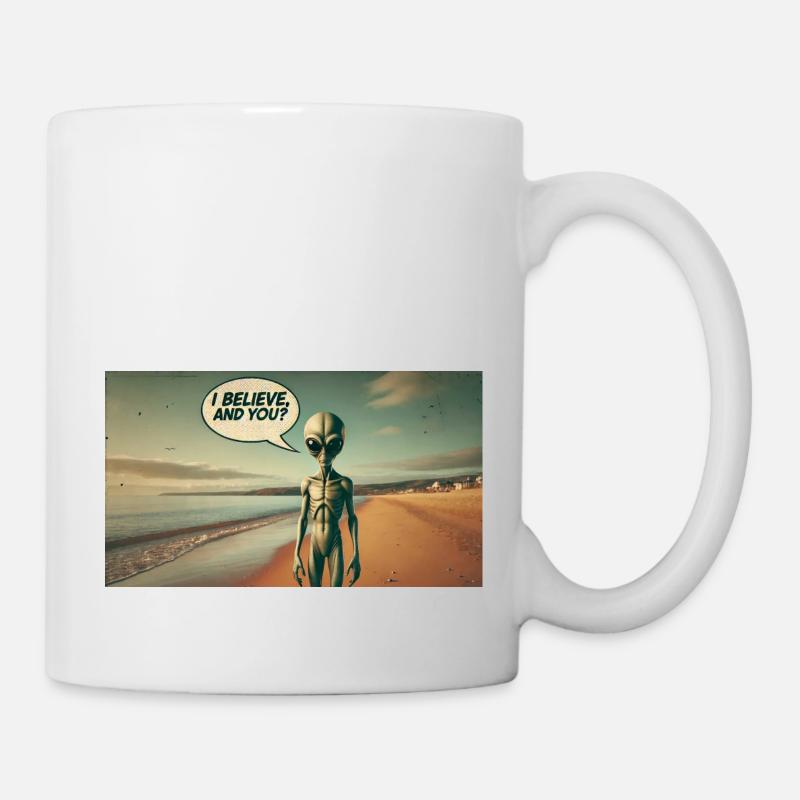 Alien am Strand - Tasse - Weiß