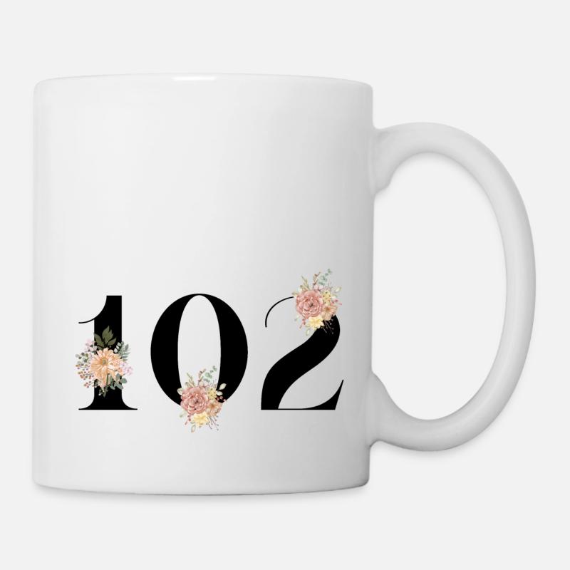 102e anniversaire fleuris (Cadeau de 102 ans) - Mug blanc - blanc