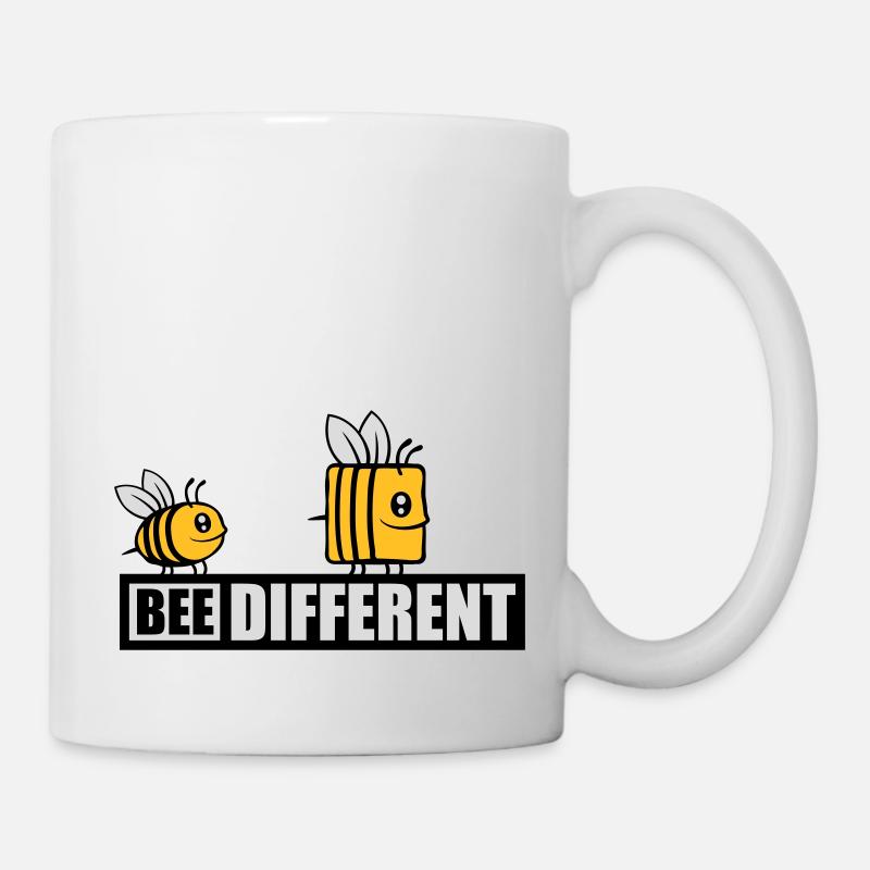 bee different Spruch Zitat - Tasse - Weiß