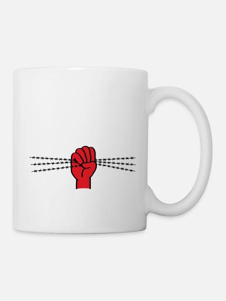Symbole de protestation avec des barbelés. Poing serré. - Mug blanc - blanc