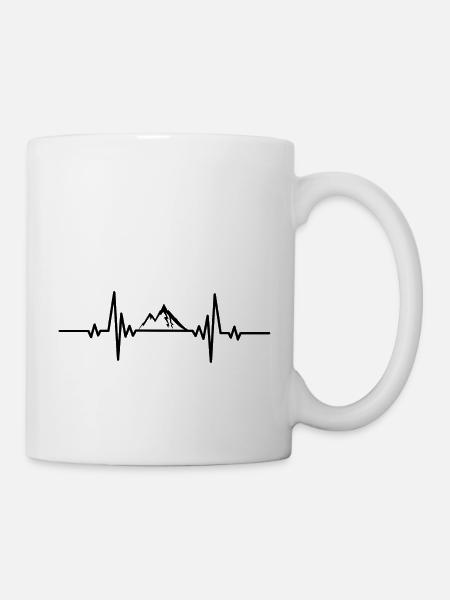 Herzschlag schneebedeckter Berg - Tasse - Weiß