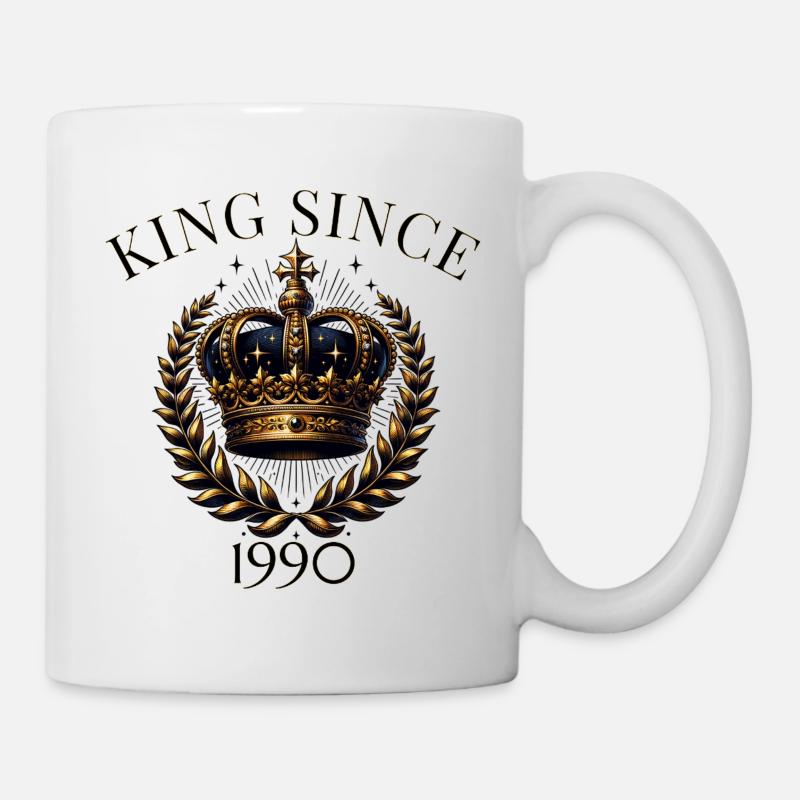King Since 1990 – Krone Geburtstag Herren Design - Tasse - Weiß