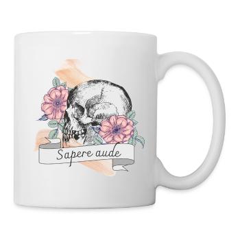 Totenschädel mit Sapere Aude Spruchband und Rosen - Tasse - Weiß - Rechts