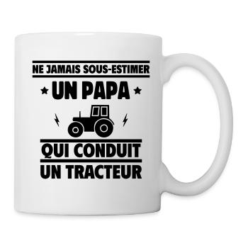 Ne jamais sous-estimer un papa agriculteur - Mug blanc - blanc - Droite