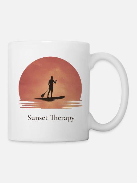 Sunset Therapy – Ruhe am Wasser - Tasse - Weiß
