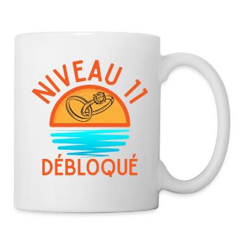 Level 11 Originalgeburtstag freigeschaltet - Tasse - Weiß - Rechts