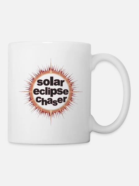Solar eclipse chaser - Tasse - Weiß