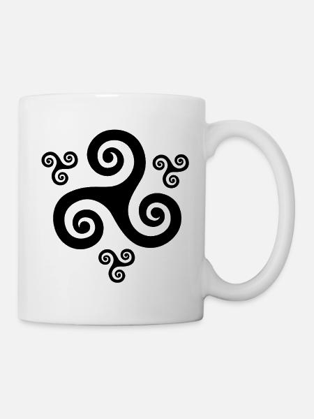 Schwarze bretonische Triskelionen - Tasse - Weiß