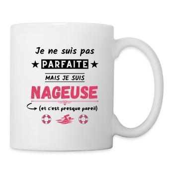 Je ne suis pas parfaite mais je suis nageuse - Mug blanc - blanc - Droite