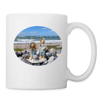 Spielende Kinder am Strand - Tasse - Weiß - Rechts
