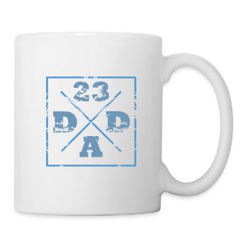 Dad 23 Vatertag Geschenkidee - Tasse - Weiß - Rechts
