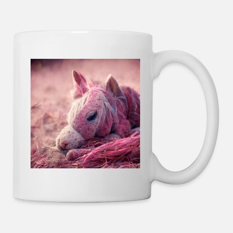 Bébé cheval allongé sur le sol Rose - Mug blanc - blanc