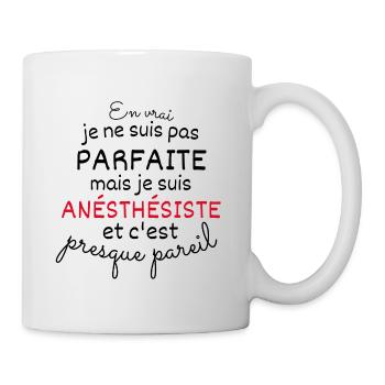 In Wirklichkeit nicht perfekt, aber ich bin Anästhesist - Tasse - Weiß - Rechts