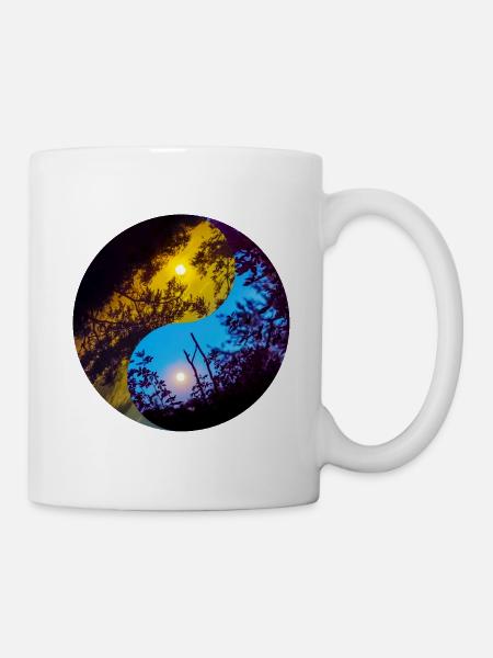 Yin et Yang de la Lune et de la Lumière du Soleil - Mug blanc - blanc