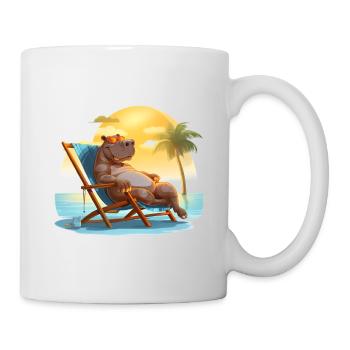 sich im Liegestuhl sonnendes Nilpferd am Strand - Tasse - Weiß - Rechts