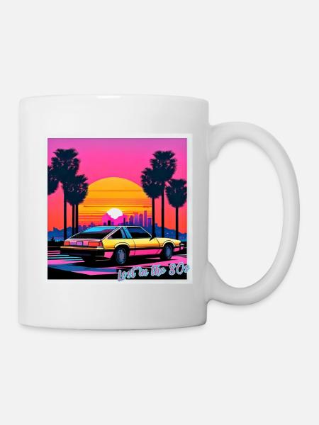 Voiture des années 80 sur la route de Los Angeles - Mug blanc - blanc