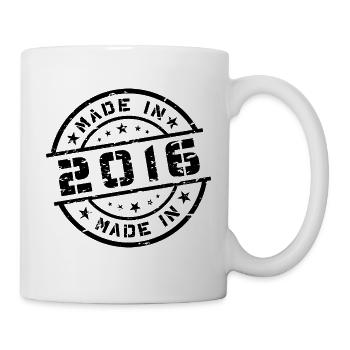 Geburtsjahr Geburtstag Born In - Made in 2016 - Tasse - Weiß - Rechts