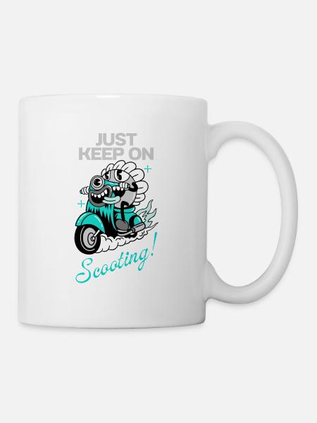Just Keep On Scooting – Comic Scooter Fun - Tasse - Weiß
