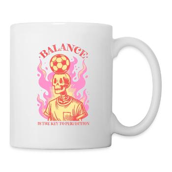 Balance & Flames – Fußballkunst mit Schädel - Tasse - Weiß - Rechts