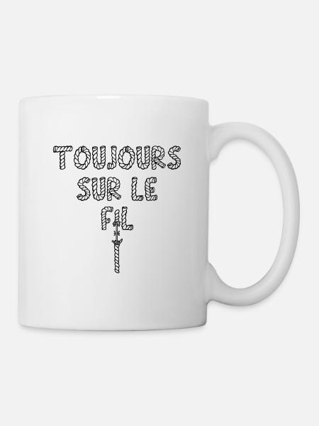 IMMER AM RANDE! (Gefahr, Risiko) - Tasse - Weiß