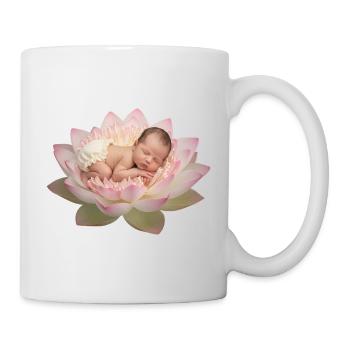 Baby mit Windel schläft auf geöffneter Lotusblüte - Tasse - Weiß - Rechts