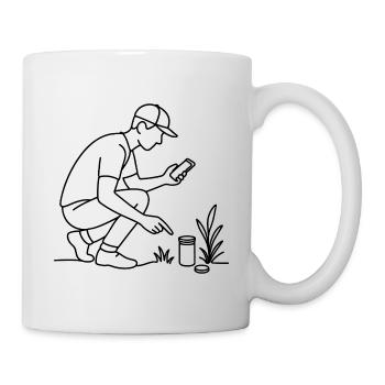 Geocacher Sketch – Minimalist Outdoor Motif - Mug - white - Right