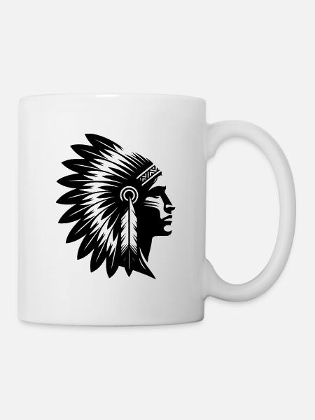 Stolzer Krieger Gesicht mit prächtigem Kopfschmuck - Tasse - Weiß