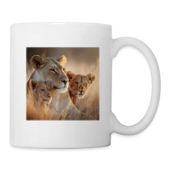 Löwenmutter mit Jungtier – Zärtlichkeit pur - Tasse - Weiß - Rechts