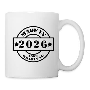 MADE IN 2026 Geburtsjahr Baujahr Jahrgang Geschenk - Tasse - Weiß - Rechts