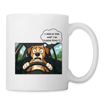 Cartoon-Hund am Steuer, Fahranfänger - Tasse - Weiß - Rechts