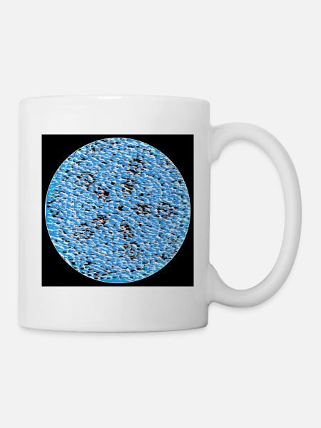 Blauer Kieselmosaikkreis - Tasse - Weiß