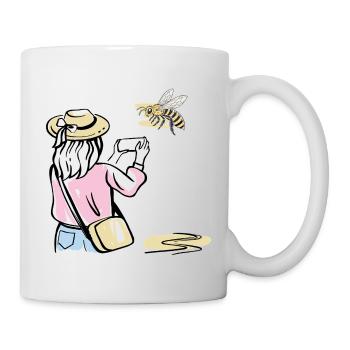Girl photographing bee - Mug - white - Right