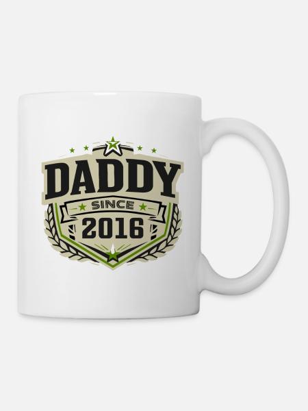 Daddy Since 2016 – Proud Dad Design - Mug - white