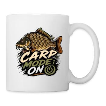 Karpfenmodus AN – Lustiges Karpfenangelhemd - Tasse - Weiß - Rechts