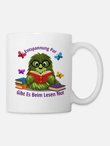 Entspannte Puschelraupe beim Lesespaß - Tasse - Weiß