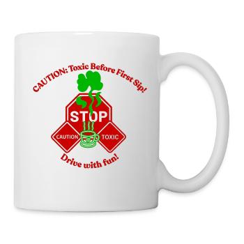 Prudence toxique avant la première gorgée, design de camion drôle - Mug blanc - blanc - Droite
