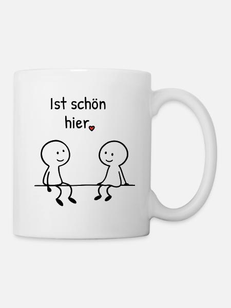 Ist schön hier. | Zwei Figuren mit Herz - Tasse - Weiß