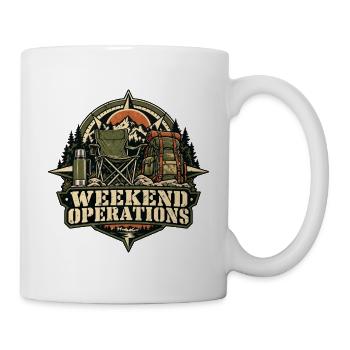 Weekend Operations – Retro-Campingmotiv - Tasse - Weiß - Rechts