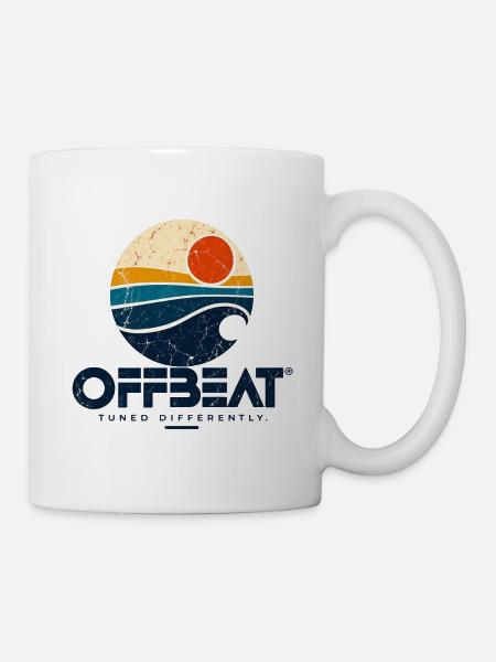 OFFBEAT – Retro Surf Logo - Tasse - Weiß