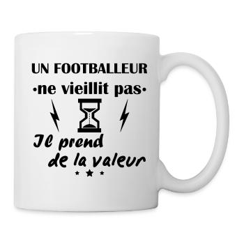 Footballeur ne vieillit pas, cadeau anniversaire - Mug blanc - blanc - Droite