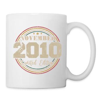 Cadeau D'anniversaire, Vintage Né En Novembre 2010 - Mug blanc - blanc - Droite