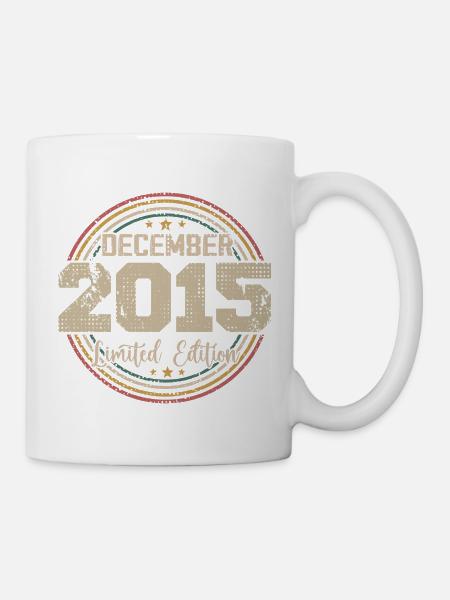 Die Legenden wurden im Dezember 2015 - 2015 geboren - Tasse - Weiß