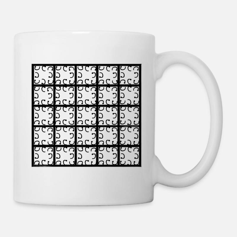 Quadratisches Dekor - Tasse - Weiß