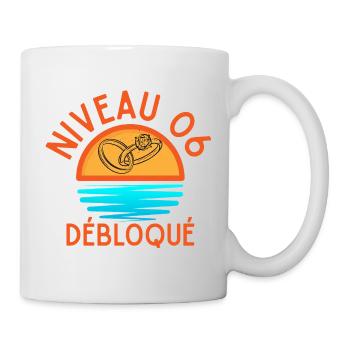 Level 06 Freigeschaltet, fröhlich und leuchtendes Design - Tasse - Weiß - Rechts