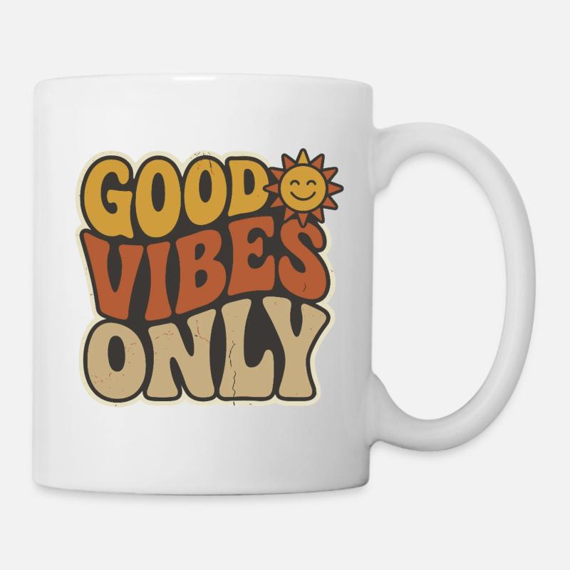  Retro 70s Smiling Sun | Vintage Aesthetic Typogra - Mug - white