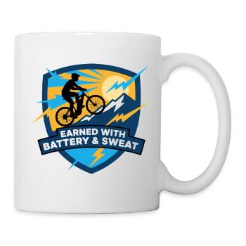 Gagné avec le badge Battery & Sweat MTB - Mug blanc - blanc - Droite