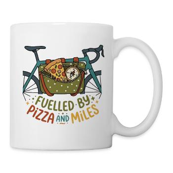 Angetrieben von Pizza und Miles Bikepacking - Tasse - Weiß - Rechts