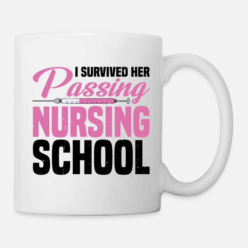 J’ai survécu à son passage à l’école d’infirmières 15 - Mug blanc - blanc