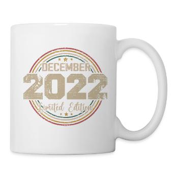 Die Legenden wurden im Dezember 2022 - 2022 geboren - Tasse - Weiß - Rechts
