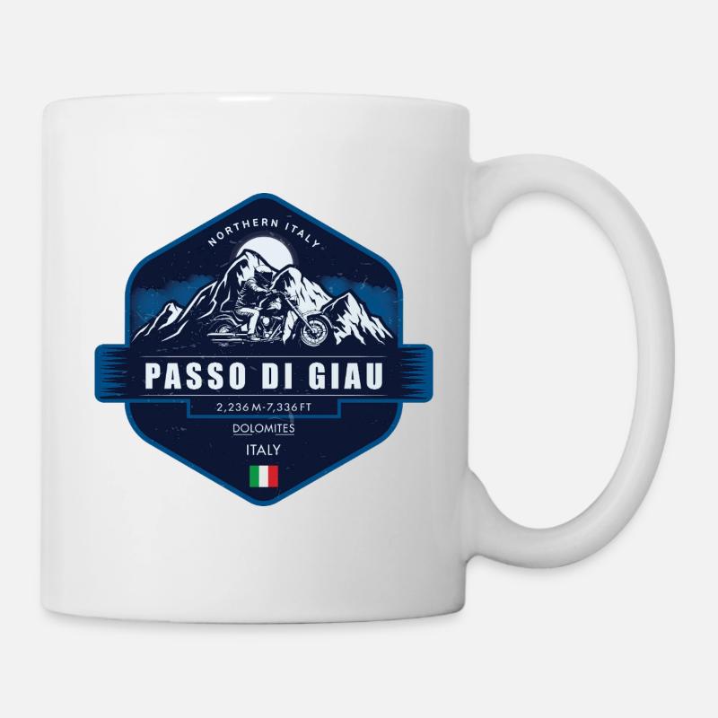 Passo di Giau , Malerischer Dolomiten-Gebirgspass, - Tasse - Weiß